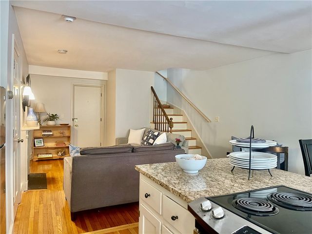 446 Bellevue Avenue 6, Newport, RI 02840