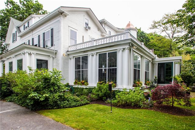 446 Bellevue Avenue 6, Newport, RI 02840
