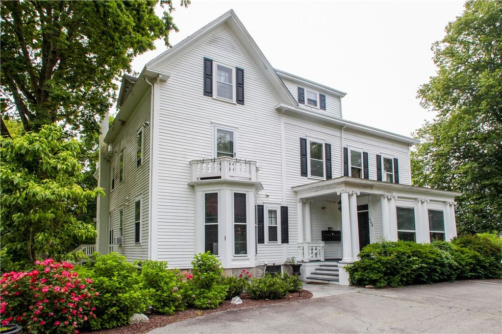 446 Bellevue Avenue 6, Newport, RI 02840