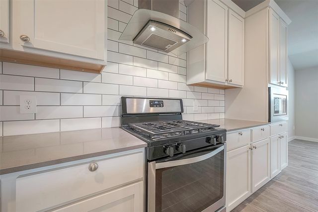 2920 Gunnersbury Drive, Houston, TX 77047