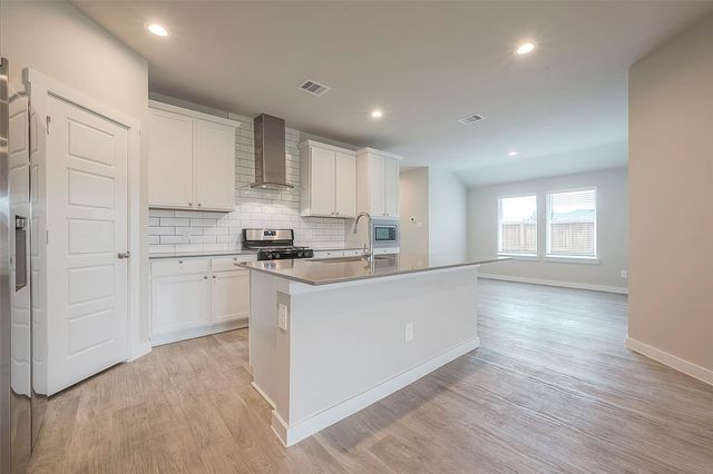 2920 Gunnersbury Drive, Houston, TX 77047