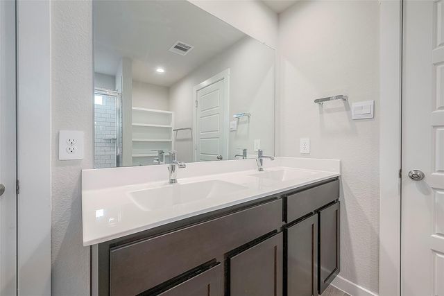 2920 Gunnersbury Drive, Houston, TX 77047