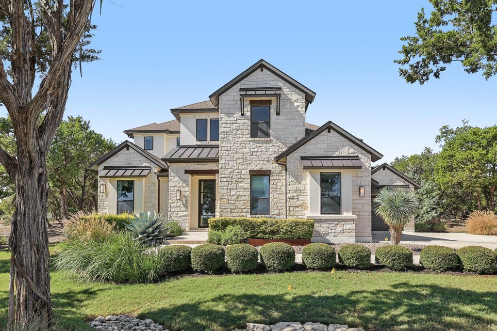 19316 Splendor CT, Jonestown, TX 78645