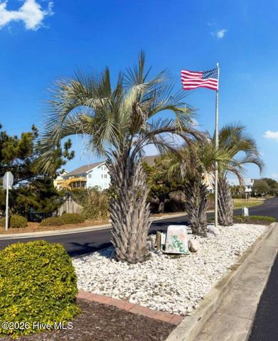 102 Oceangreens Lane, Oak Island, NC 28465
