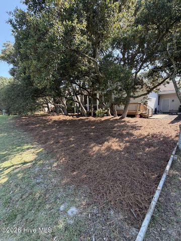 102 Oceangreens Lane, Oak Island, NC 28465