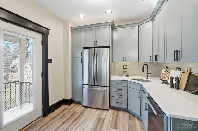 6649 Bantry Avenue, Cincinnati, OH 45213