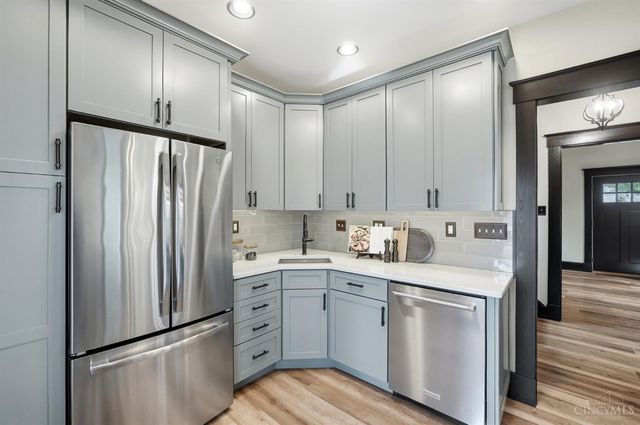 6649 Bantry Avenue, Cincinnati, OH 45213