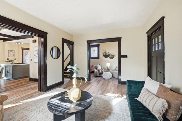 6649 Bantry Avenue, Cincinnati, OH 45213