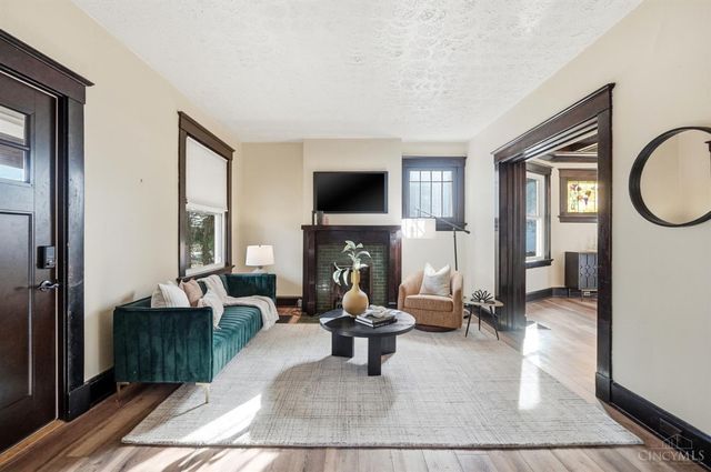 6649 Bantry Avenue, Cincinnati, OH 45213