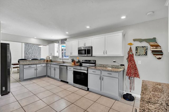 245 COUNTRY CIRCLE DRIVE E, Port Orange, FL 32128