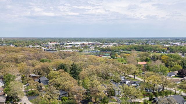 14545 Woodland Avenue, Orland Park, IL 60462