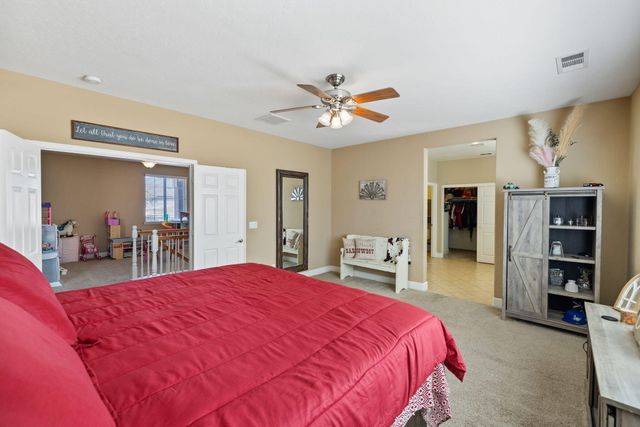 303 E Elkhorn Avenue, Visalia, CA 93277