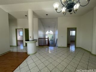 94-472 Kipou Street, Waipahu, HI 96797