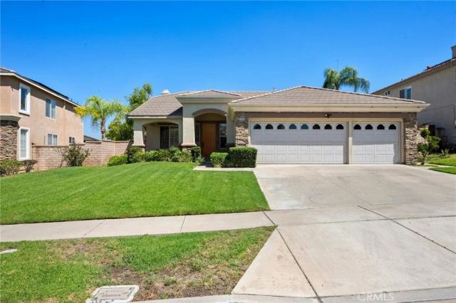 4248 Castlepeak Drive, Corona, CA 92883