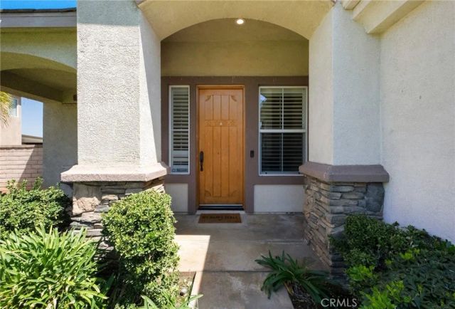 4248 Castlepeak Drive, Corona, CA 92883
