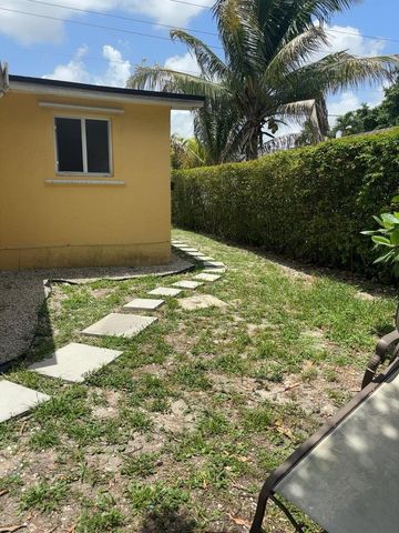 911 Opa Locka Boulevard, Miami, FL 33168