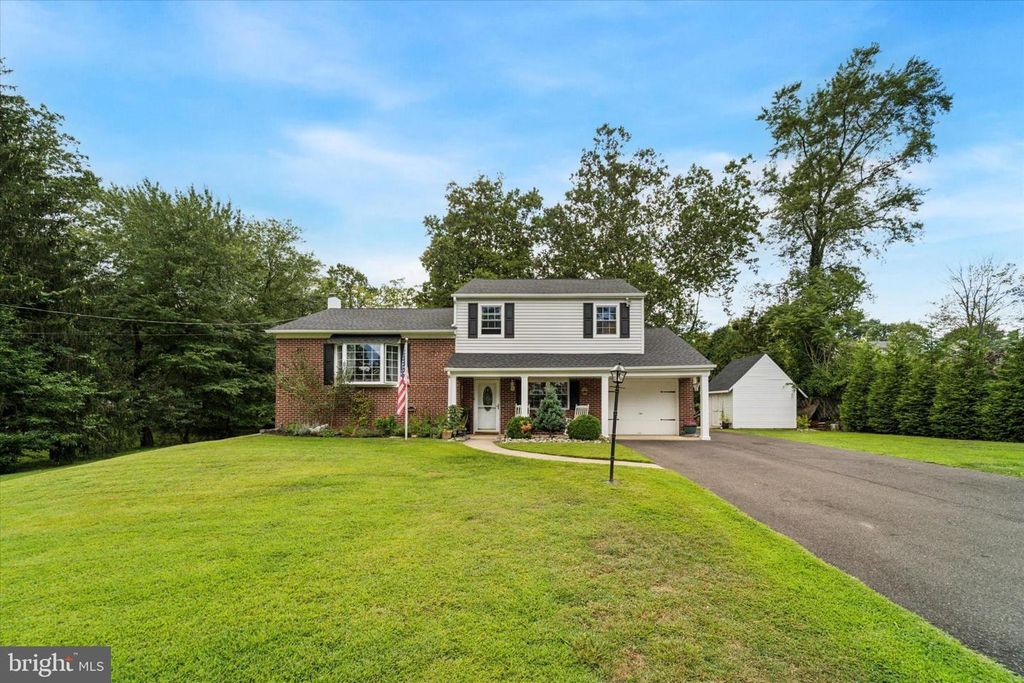 735 SPRING HILL, Feasterville Trevose, PA 19053