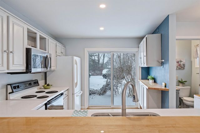 71 Ti Lane, Shelburne, VT 05482