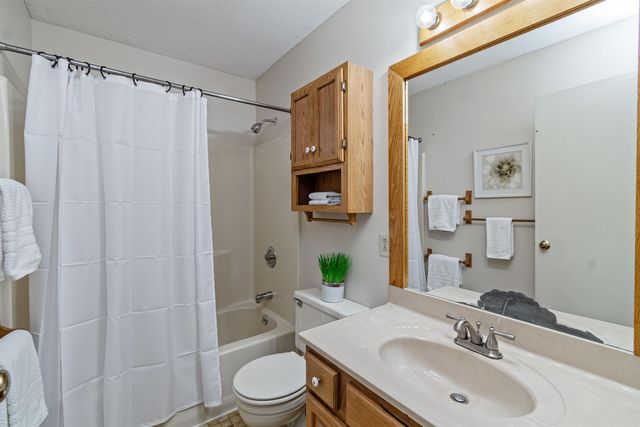 71 Ti Lane, Shelburne, VT 05482