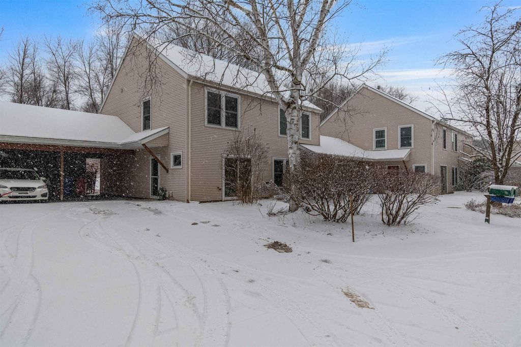 71 Ti Lane, Shelburne, VT 05482