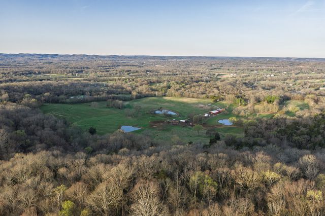 1652 Guy Ferrell Rd, Franklin, TN 37067