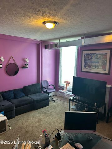 2017 W Jefferson St, Louisville, KY 40203