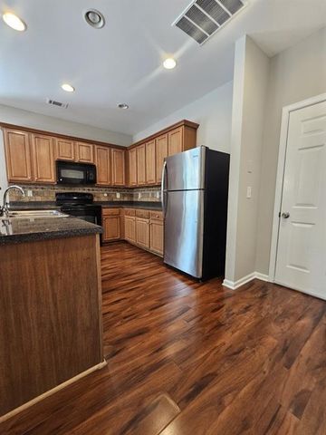 3352 Castleberry Village Circle, Cumming, GA 30040