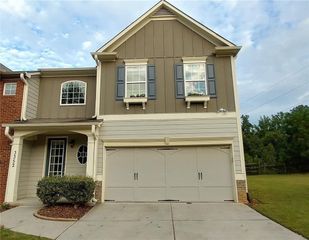 3352 Castleberry Village Circle, Cumming, GA 30040