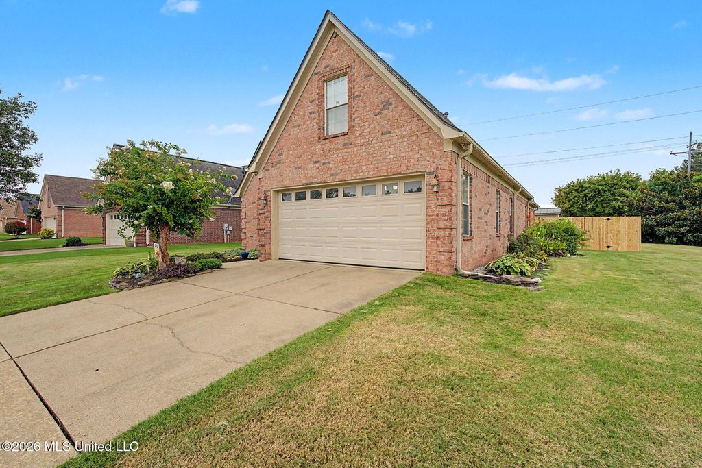 5981 Sheffield Drive, Southaven, MS 38671 — photo 4