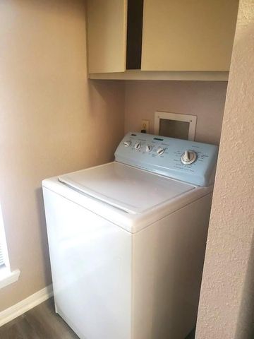 250 El Dorado 296, Webster, TX 77598