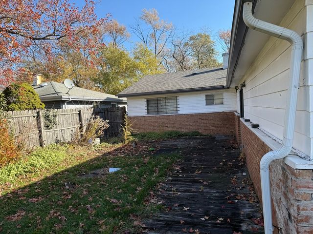 17226 Community Street, Lansing, IL 60438