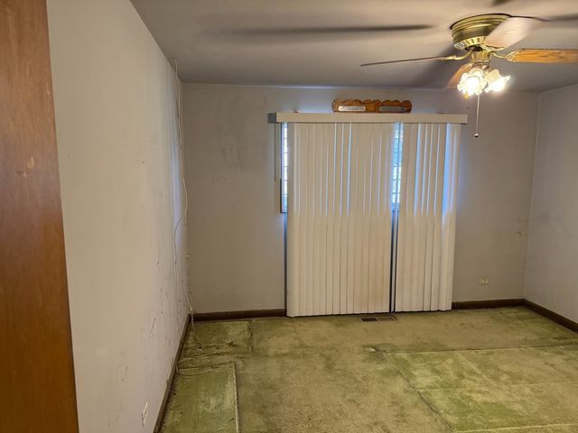 17226 Community Street, Lansing, IL 60438