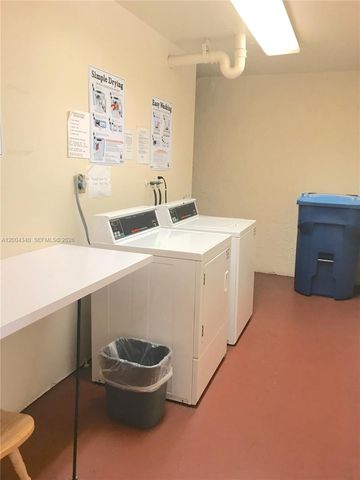 8962 S Hollybrook Blvd 202, Pembroke Pines, FL 33025