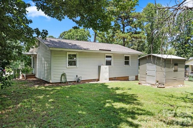 208 Tomberlin Road, Mount Holly, NC 28120