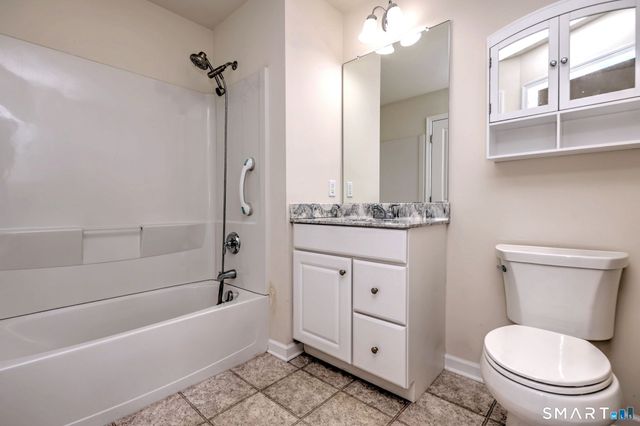 104 Cherry Circle 104, Prospect, CT 06712