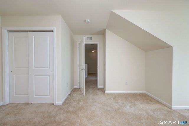 104 Cherry Circle 104, Prospect, CT 06712