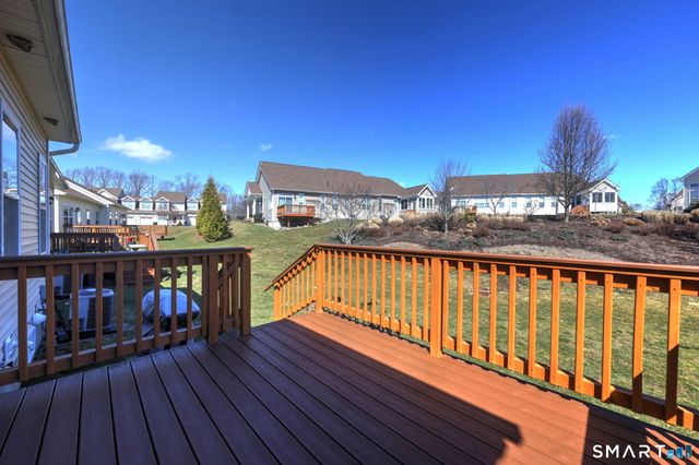 104 Cherry Circle 104, Prospect, CT 06712