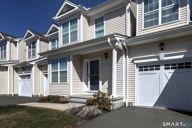 104 Cherry Circle 104, Prospect, CT 06712