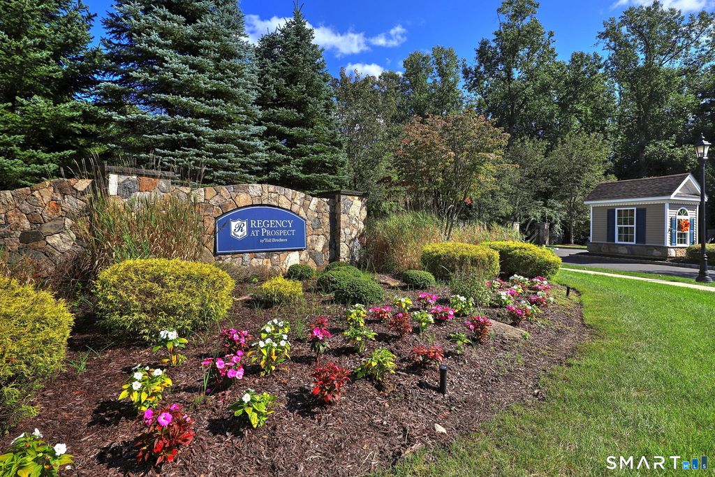 104 Cherry Circle 104, Prospect, CT 06712