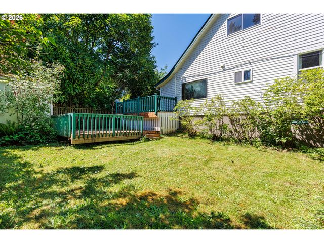 5010 Sw MILES St, Portland, OR 97219