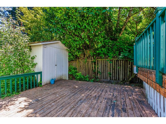5010 Sw MILES St, Portland, OR 97219
