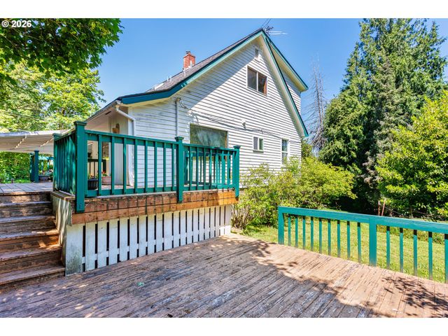 5010 Sw MILES St, Portland, OR 97219