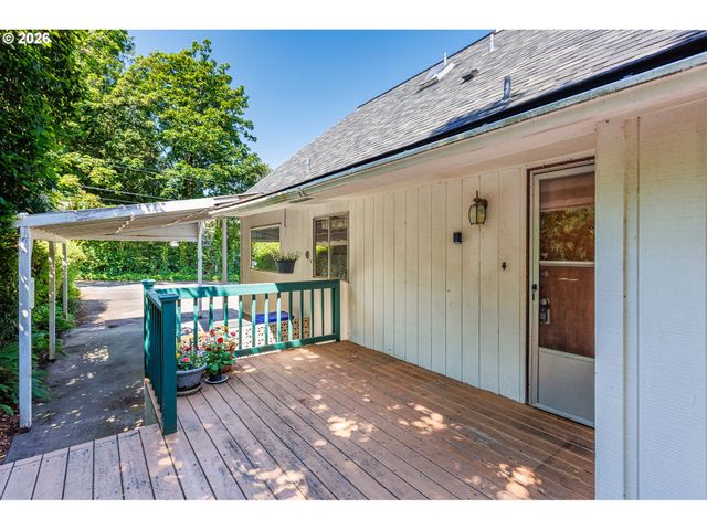 5010 Sw MILES St, Portland, OR 97219