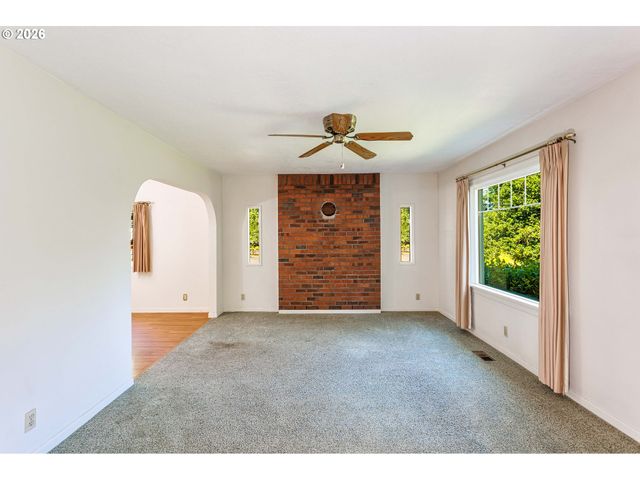 5010 Sw MILES St, Portland, OR 97219
