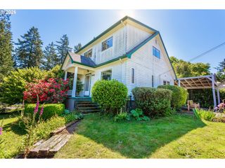 5010 Sw MILES St, Portland, OR 97219