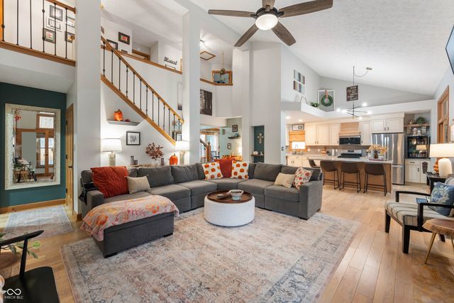 11612 Victoria Court, Carmel, IN 46033