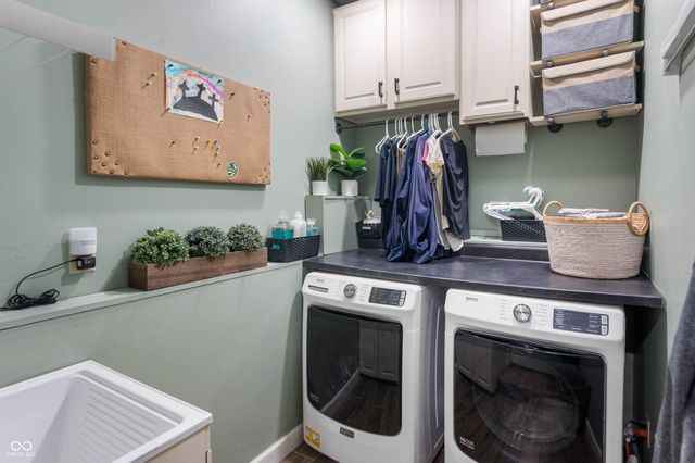 11612 Victoria Court, Carmel, IN 46033