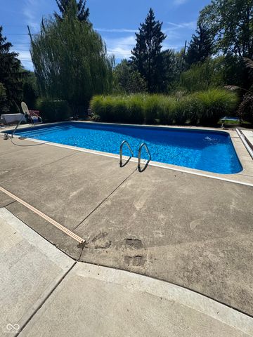 11612 Victoria Court, Carmel, IN 46033