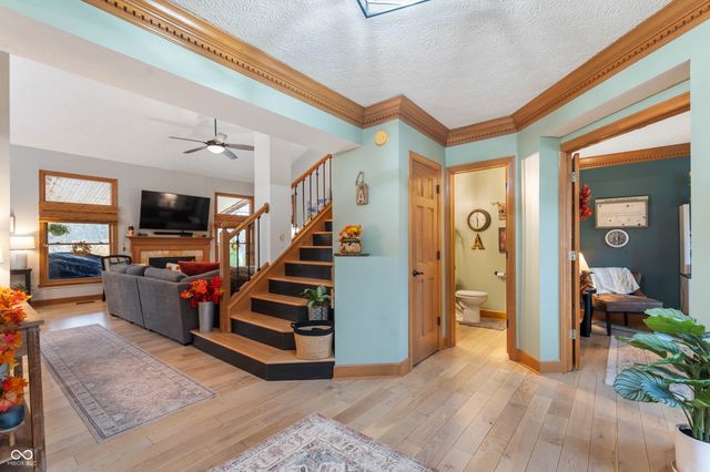 11612 Victoria Court, Carmel, IN 46033