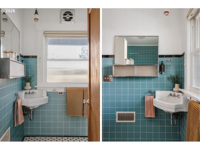 7236 N FENWICK Ave, Portland, OR 97217